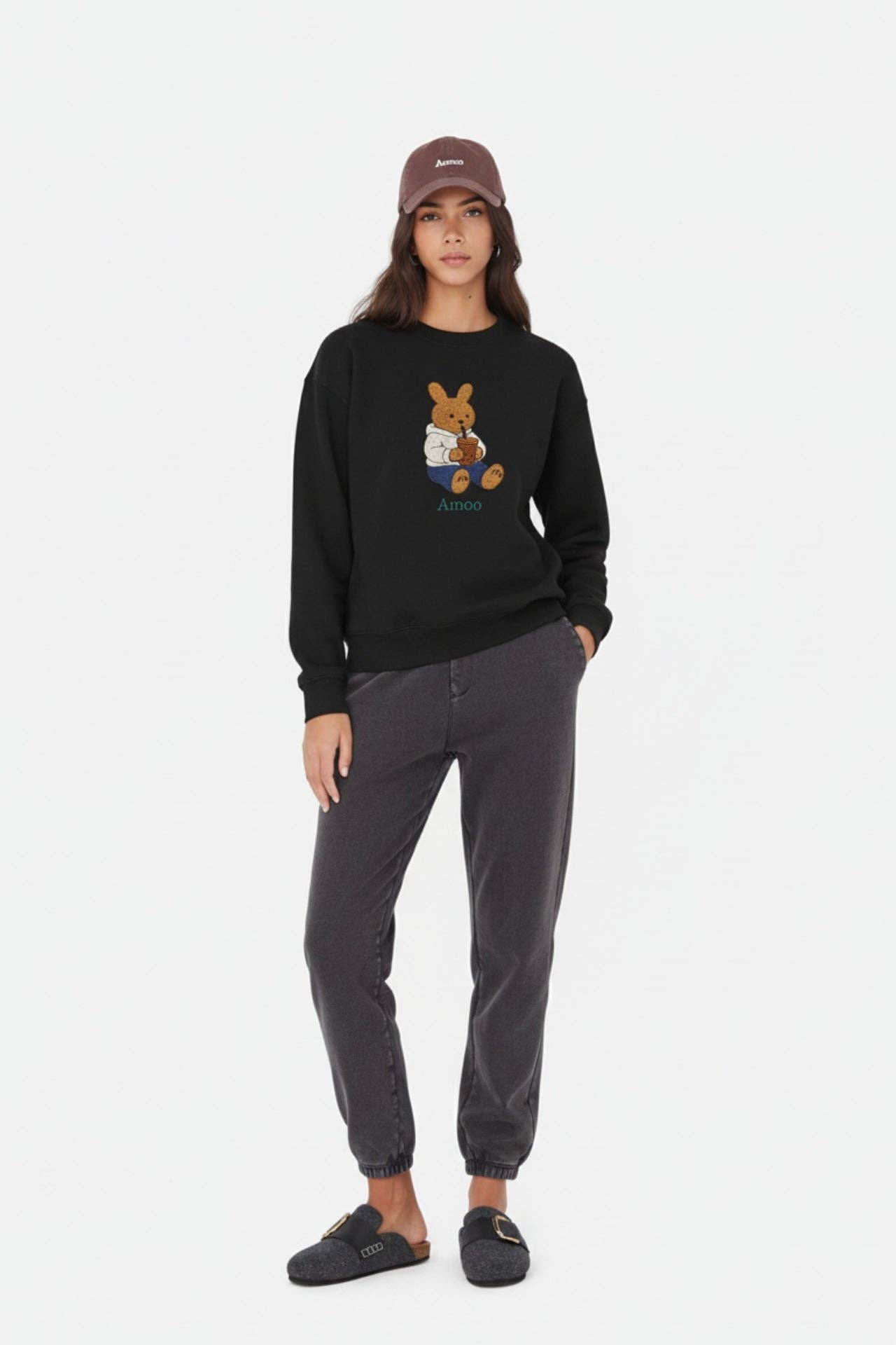 AMOO.Boba Bunny Sweatshirt — Large