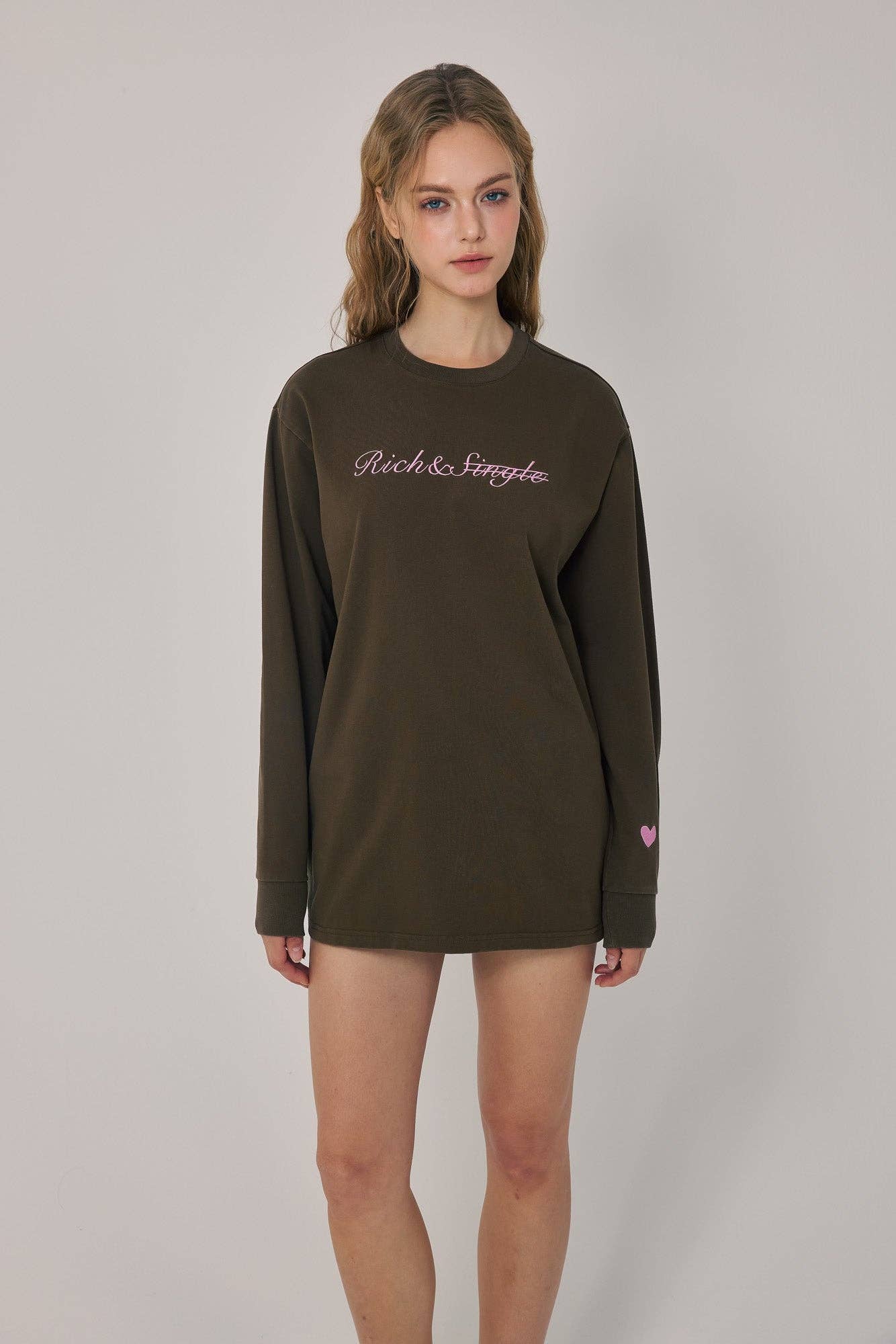 AMOO. Rich & Single. Earthy Elegance Tee — Small