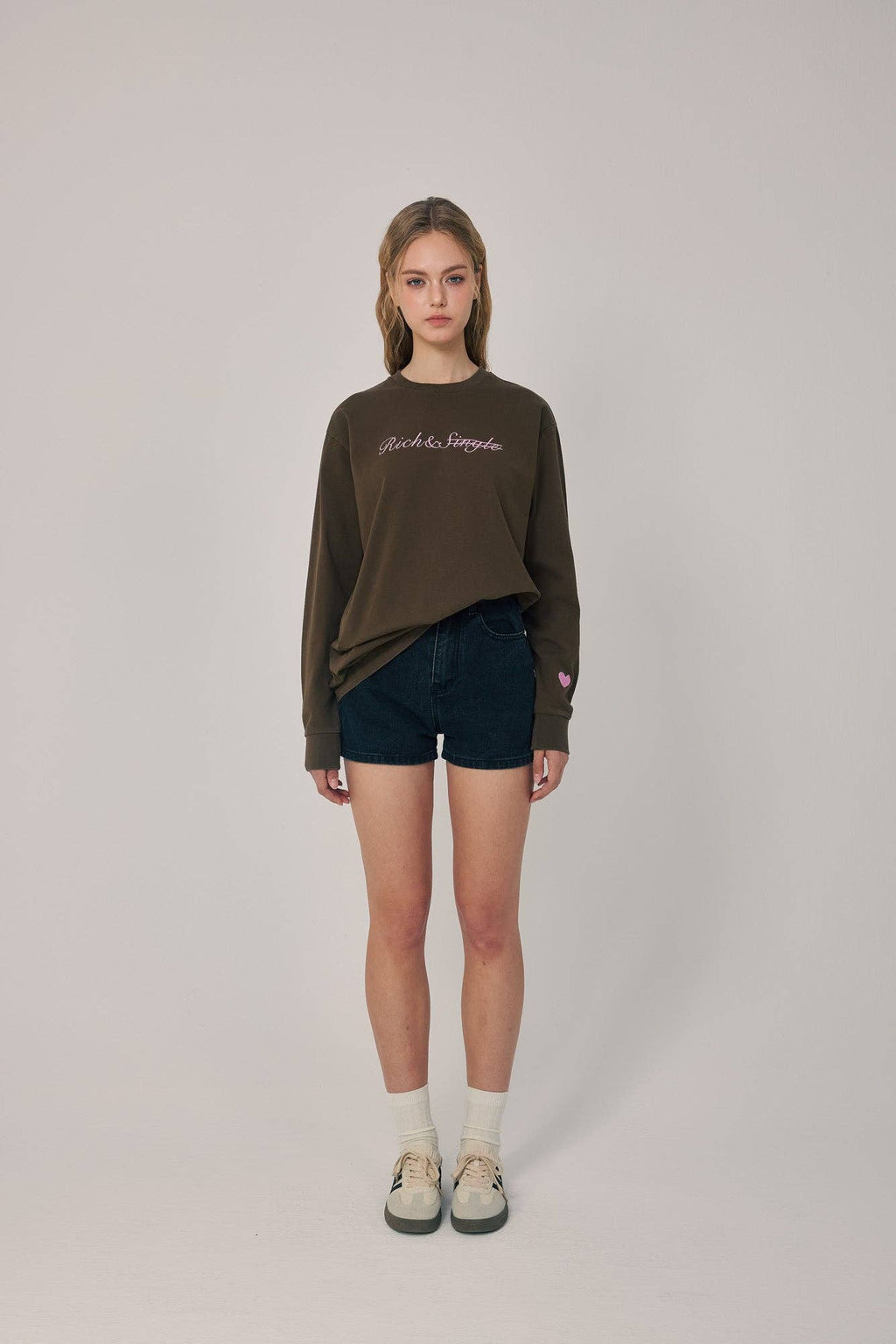 R&S Earthy Elegance Tee — Medium