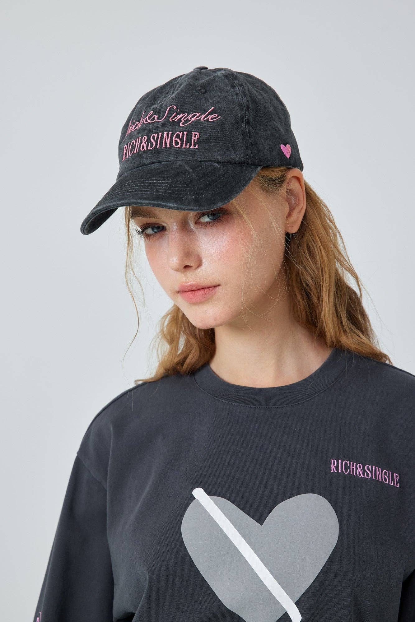 AMOO. Rich & Single Classic Cap