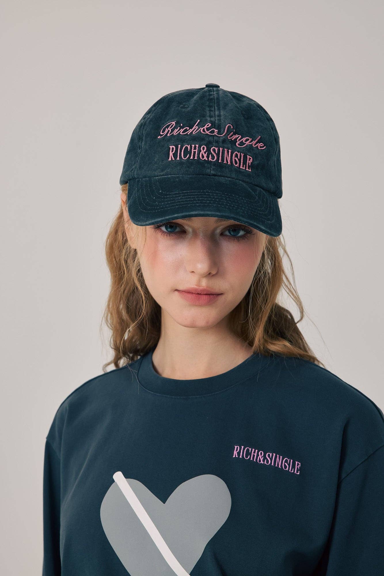 AMOO. Rich & Single Classic Cap