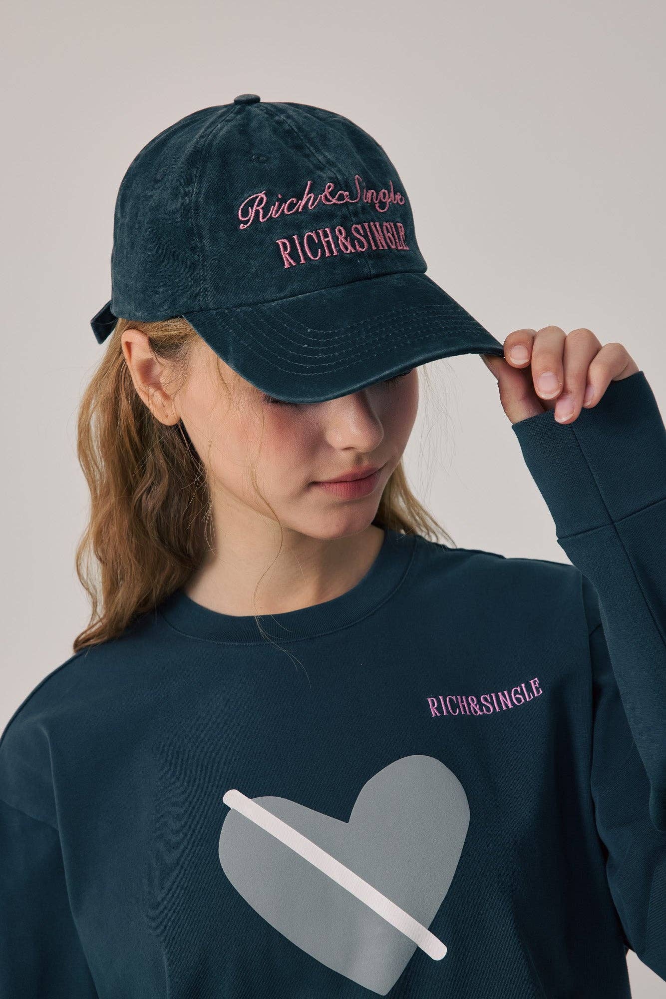 AMOO. Rich & Single Classic Cap