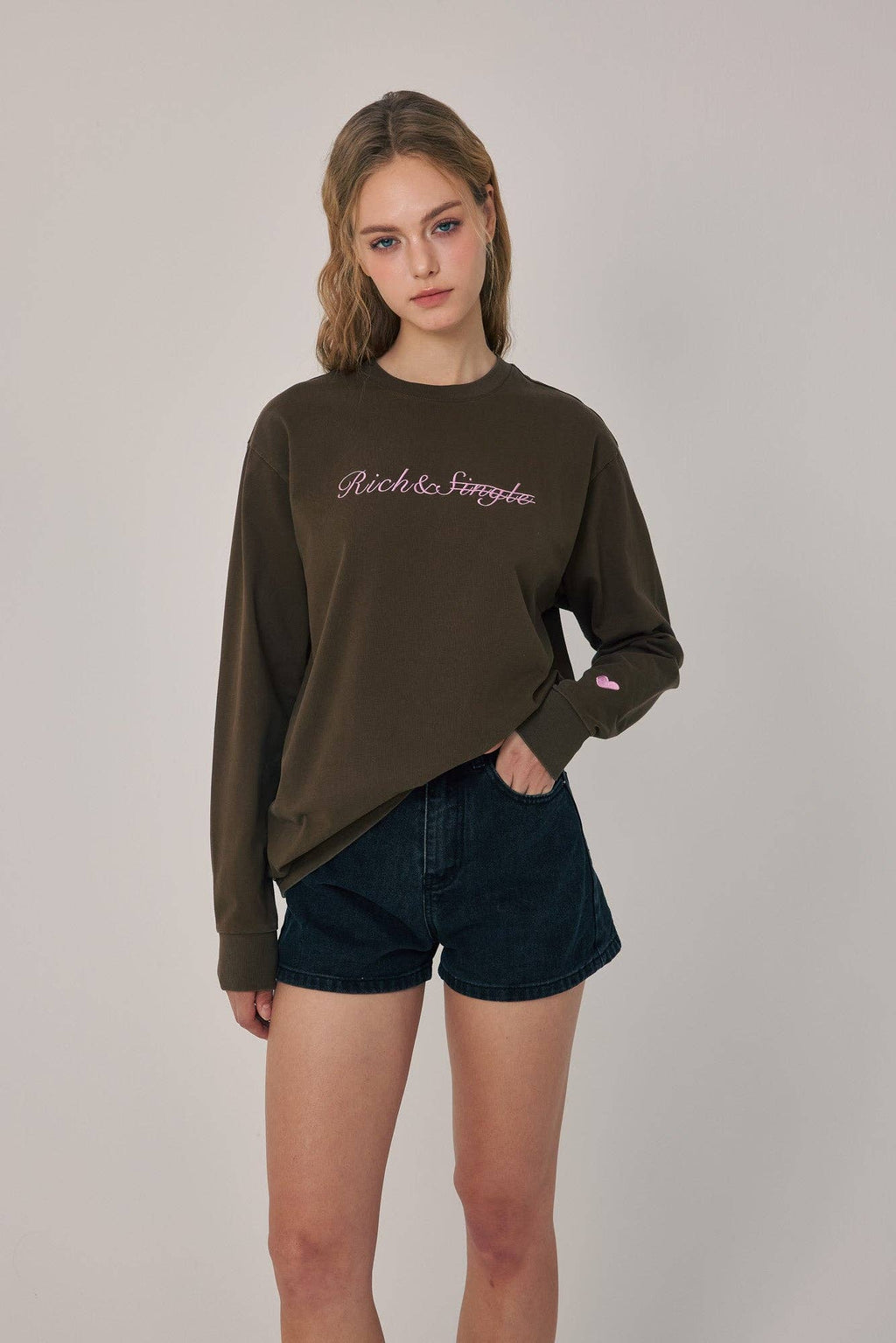 R&S Earthy Elegance Tee — Medium