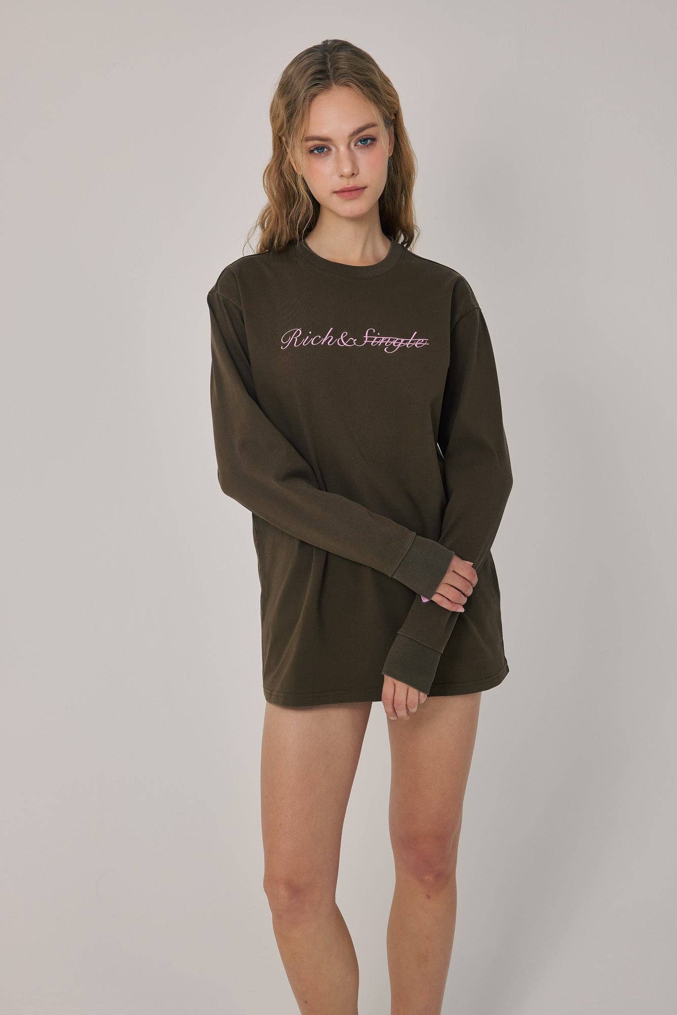 AMOO. Rich & Single. Earthy Elegance Tee — Small