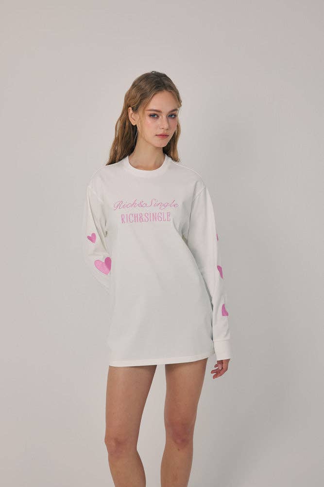 AMOO. Rich & Single Sweet Sentiments Tee. Large