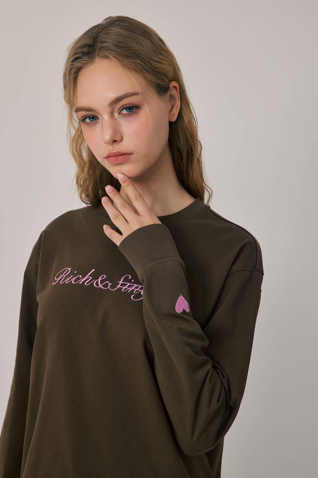 R&S Earthy Elegance Tee — Medium